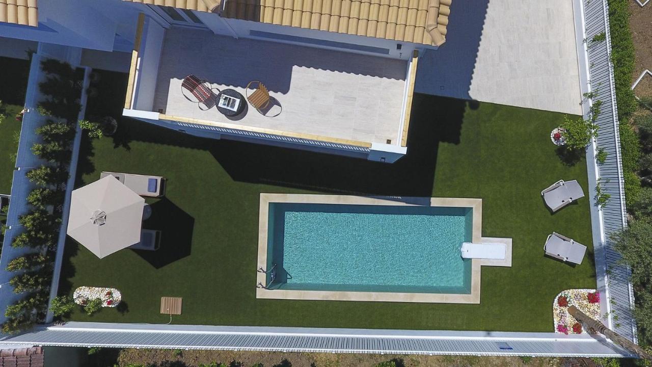 The Quad Luxury Villas Lygia  Buitenkant foto